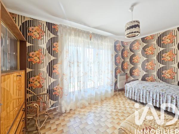 Maison à vendre 5 pièces 120 m² Nîmes