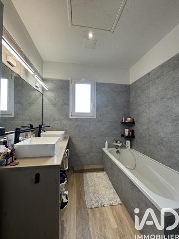 Maison à vendre 6 pièces 100 m² La Chapelle-Saint-Ursin