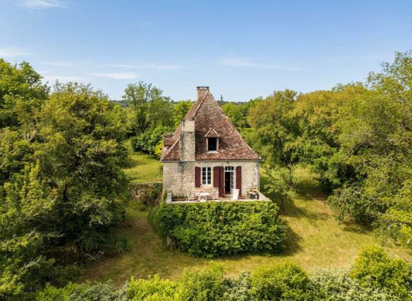 Maison ancienne - Gourdon SECTEUR GOURDON - Charme et authenticité pour cet Ensemble en pierre sur 2ha7 avec vue panoramique