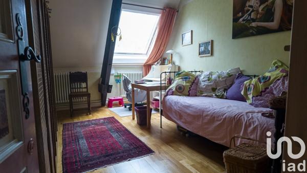 Maison à vendre 10 pièces 268 m² Condé-Sainte-Libiaire