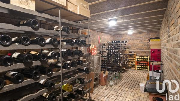 Maison à vendre 10 pièces 268 m² Condé-Sainte-Libiaire