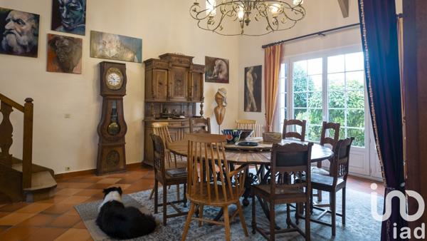 Maison à vendre 10 pièces 268 m² Condé-Sainte-Libiaire