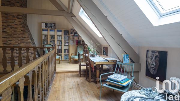 Maison à vendre 10 pièces 268 m² Condé-Sainte-Libiaire