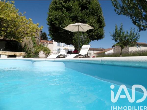Maison à vendre 15 pièces 530 m² Courcelles