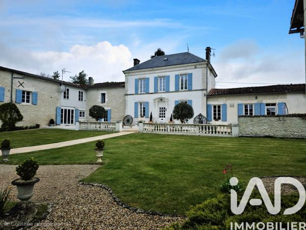 Maison à vendre 15 pièces 530 m² Courcelles