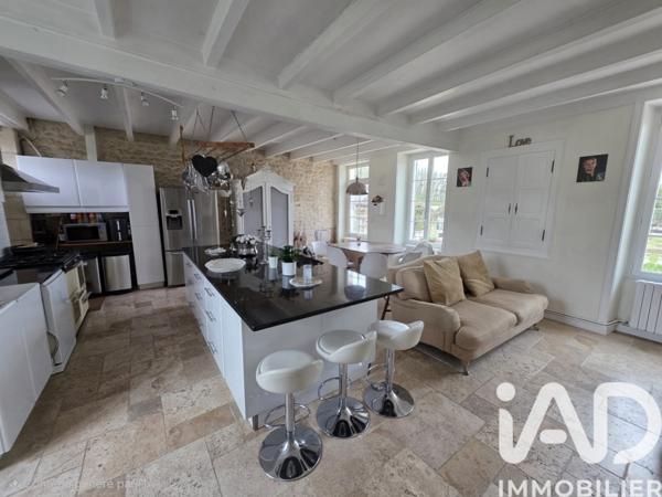 Maison à vendre 15 pièces 530 m² Courcelles
