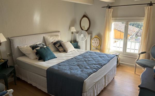 Maison à vendre    4 pièces • 195 m2 Sarrians