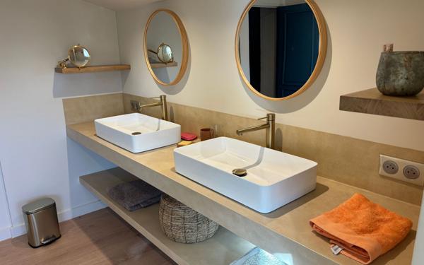 Maison à vendre    4 pièces • 195 m2 Sarrians