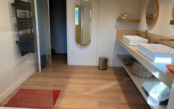 Maison à vendre    4 pièces • 195 m2 Sarrians