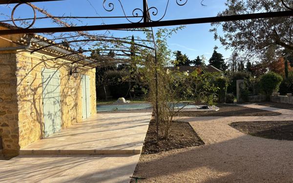 Maison à vendre    4 pièces • 195 m2 Sarrians