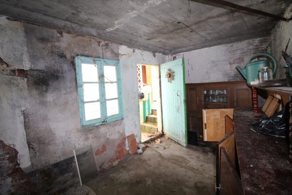 Roquefort-sur-Soulzon (12250) Maison de 210 m² à rénover