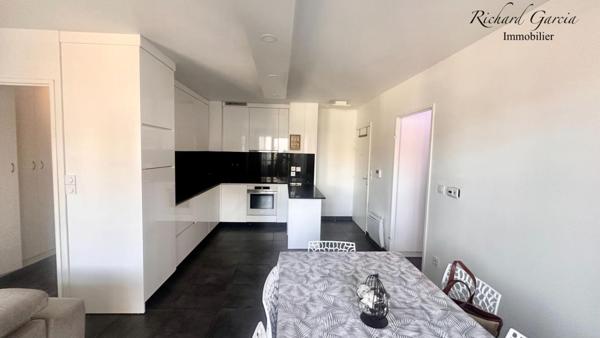 LA SEYNE SUR MER - A PROXIMITE DES COMMODITES - TRANSPORT -APPARTEMENT T2
