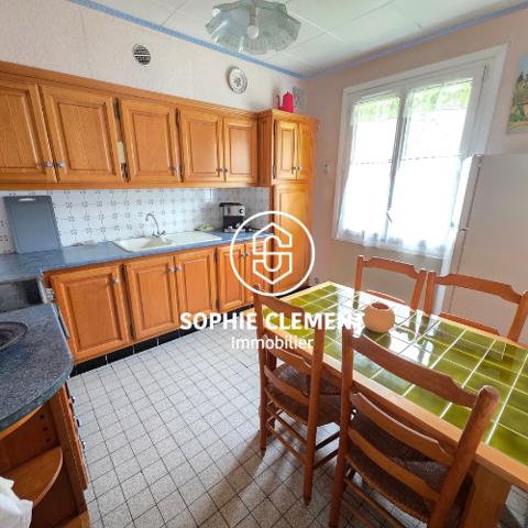 Beauvais (60000) ** LA PROMETTEUSE **