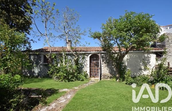 Maison à vendre 4 pièces 76 m² Saint-Pierre-d'Oléron