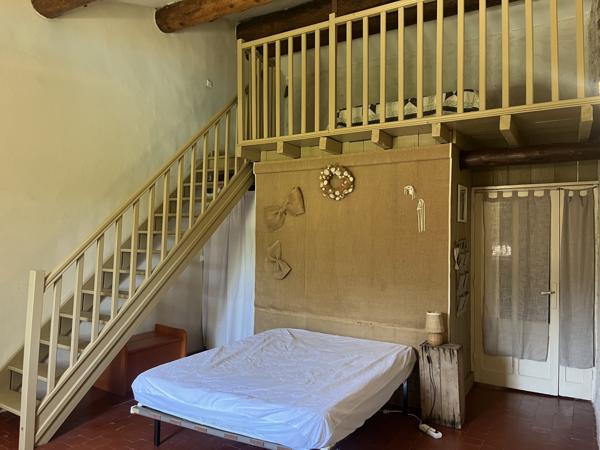 Maison 10 pièces - 300 m²