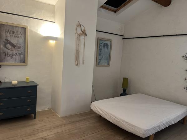 Maison 10 pièces - 300 m²