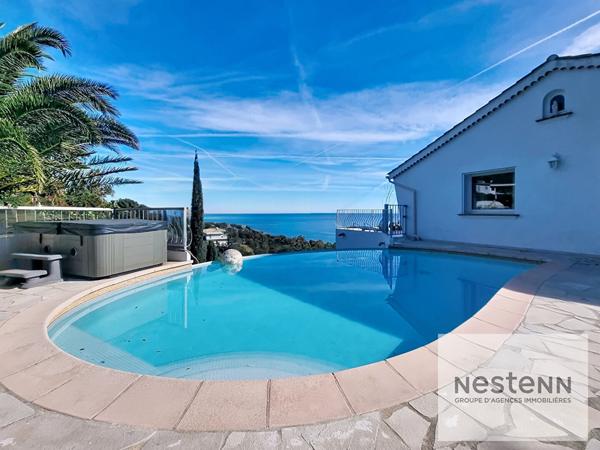 Les Issambres maison vue mer 4 chambres piscine