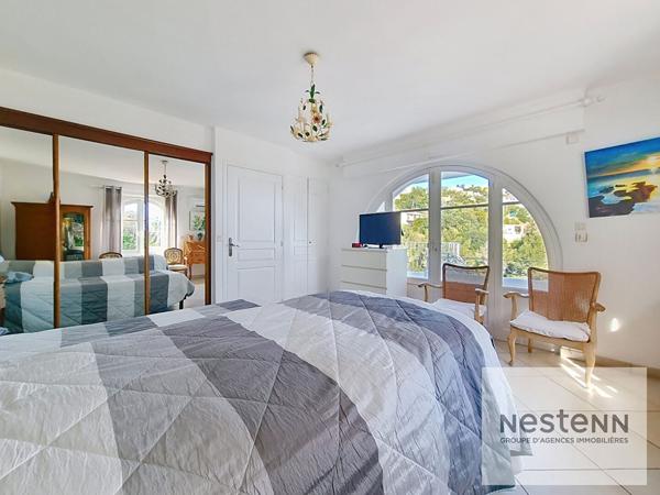 Les Issambres maison vue mer 4 chambres piscine