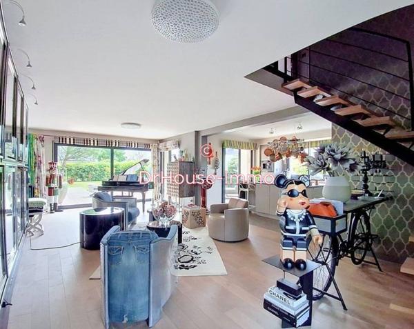 Maison à vendre 7 pièces de 220 m²
