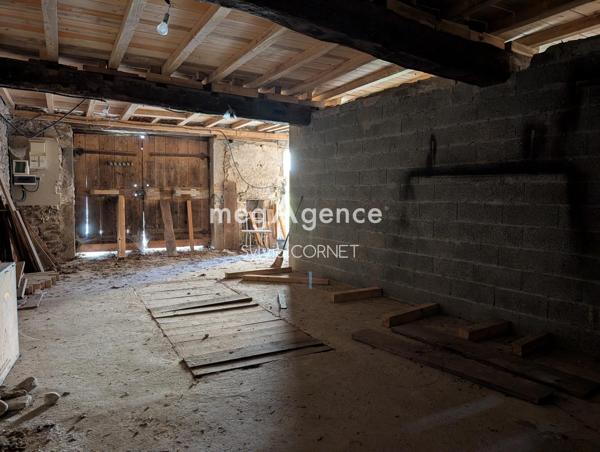 Maison à AMBERIEU-EN-BUGEY, 01500 - 2 pièces 210m²