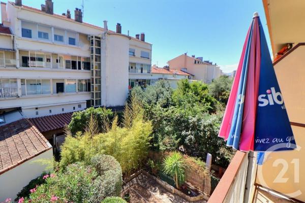Appartement T2 à vendre  2 pièces - 49,76 m2 FREJUS - 83