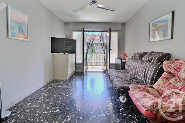 Appartement T2 à vendre  2 pièces - 49,76 m2 FREJUS - 83