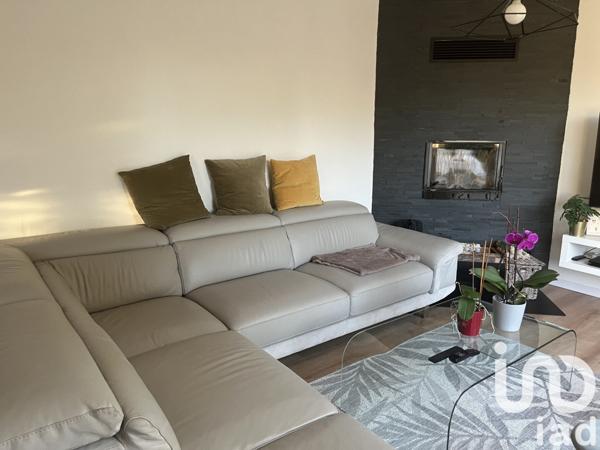 Maison 4 pièces de 101 m² à Saint-Germain-des-Prés (45220)