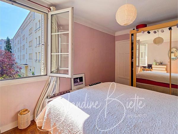 Appartement au calme à 900 m du RER