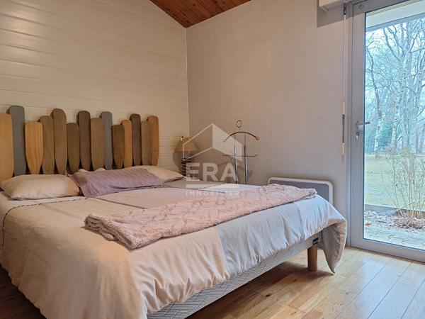 Maison à vendre à MENESPLET - 7 pièces avec piscine et terrain arboré