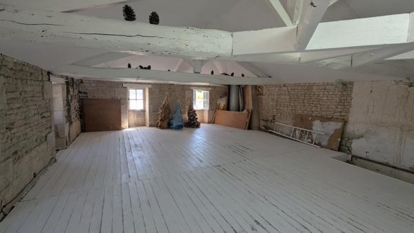 Maison  5 pièce(s)  3 chambre(s)  130 m²