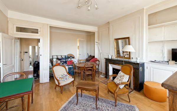 Appartement à vendre    2 pièces • 48,09 m2 Lyon 6