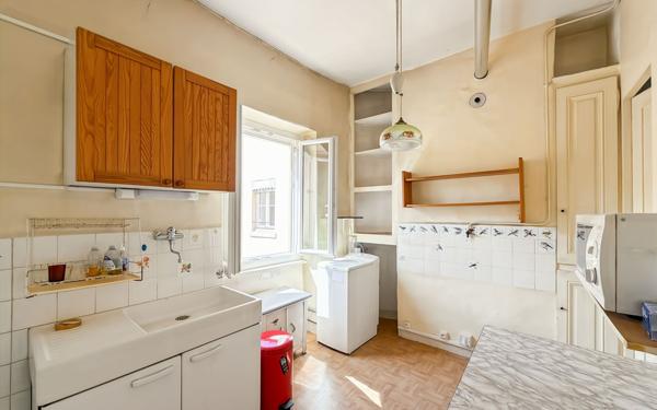 Appartement à vendre    2 pièces • 48,09 m2 Lyon 6