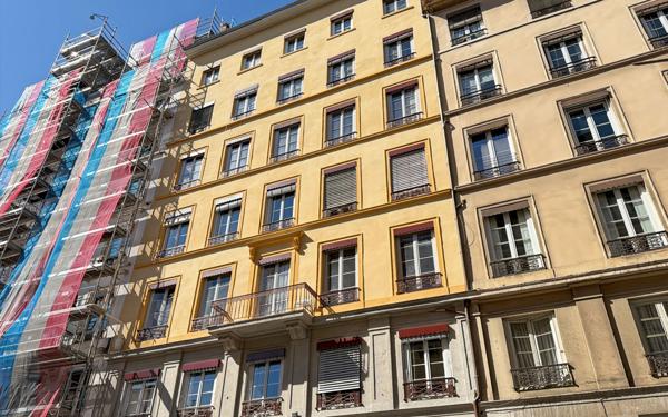 Appartement à vendre    2 pièces • 48,09 m2 Lyon 6