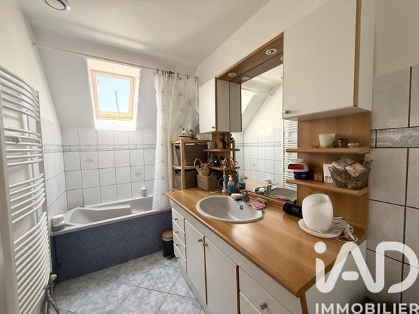 Maison à vendre 6 pièces 127 m² Vaux-le-Pénil