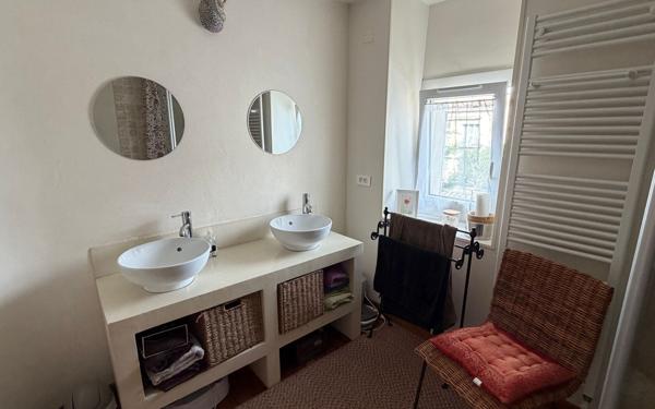 Maison à vendre    9 pièces •  Montfavet - Avignon