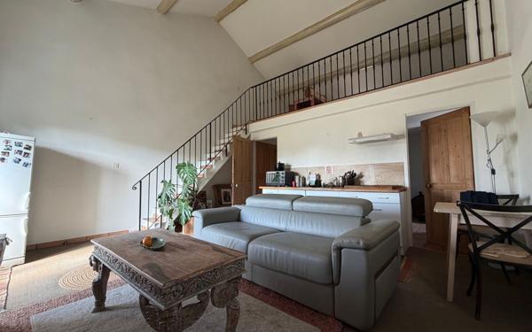 Maison à vendre    9 pièces •  Montfavet - Avignon