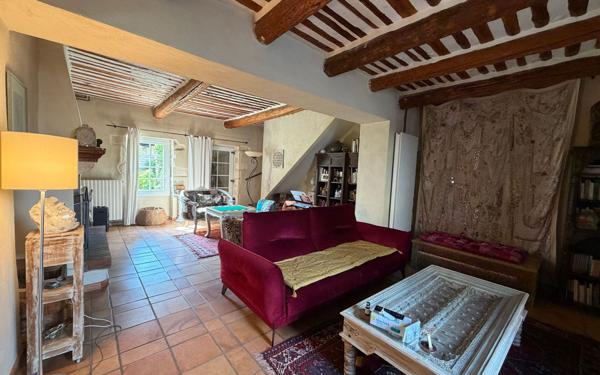 Maison à vendre    9 pièces •  Montfavet - Avignon