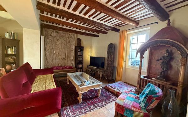 Maison à vendre    9 pièces •  Montfavet - Avignon
