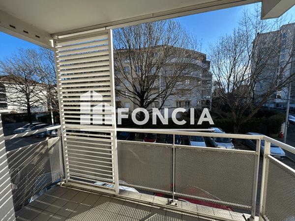Location Appartement 3 pièces 64.85 m² - 8 RUE DE LA GAITE Fontaine 38600