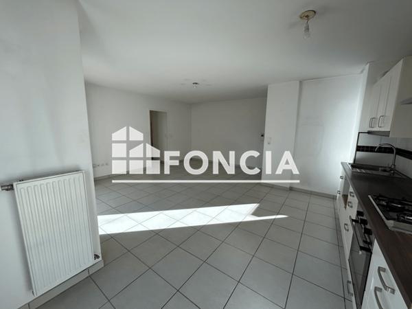 Location Appartement 3 pièces 64.85 m² - 8 RUE DE LA GAITE Fontaine 38600