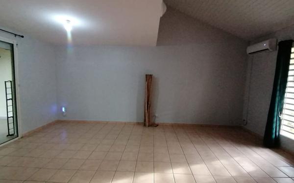 Maison à vendre    3 pièces •  Saint-Laurent-du-Maroni