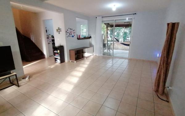 Maison à vendre    3 pièces •  Saint-Laurent-du-Maroni