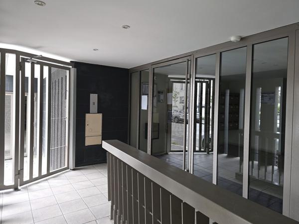 T3 avec balcon et parking couvert