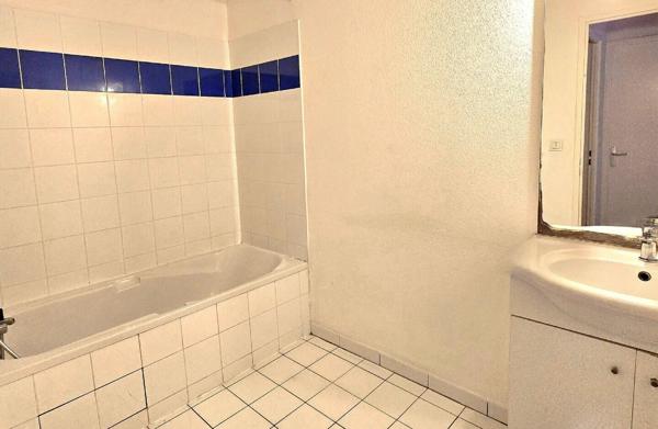 T3 avec balcon et parking couvert