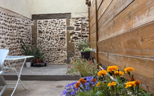 Maison à vendre    3 pièces •  Ternay