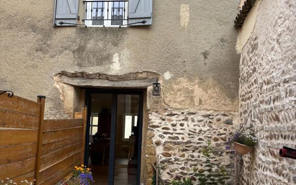 Maison à vendre    3 pièces •  Ternay