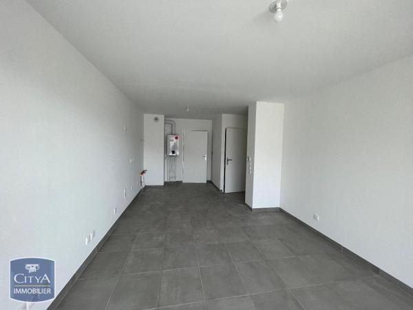 Appartement à louer 2 pièces 43.78m²