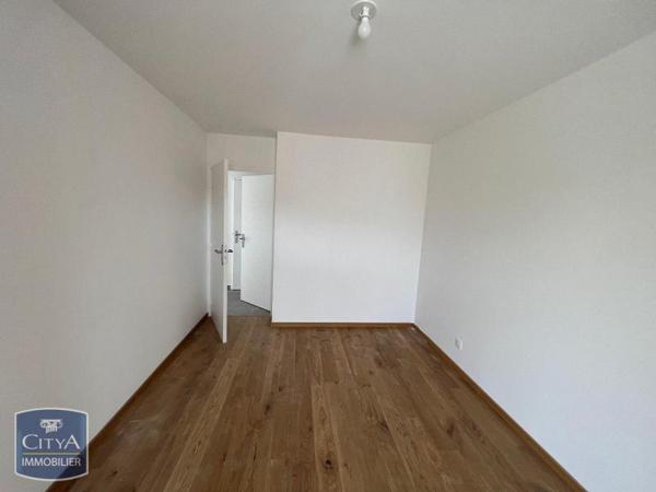 Appartement à louer 2 pièces 43.78m²