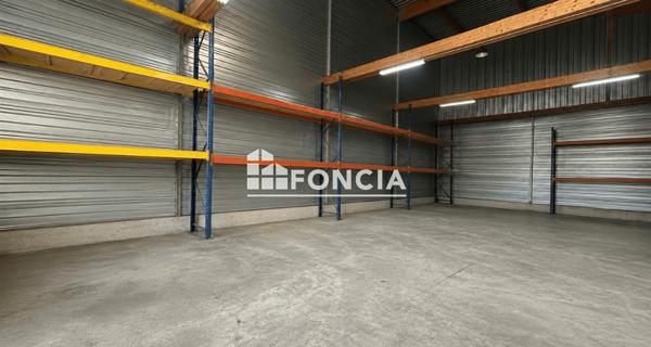 Location Local commercial 1 pièce 470 m² - Vienne 38200