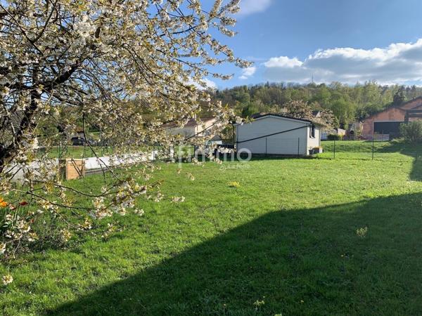 Maison dans lotissement Charmes